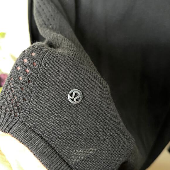 LULULEMON Still Movement Sweater Black {M53} - Picture 5 of 5